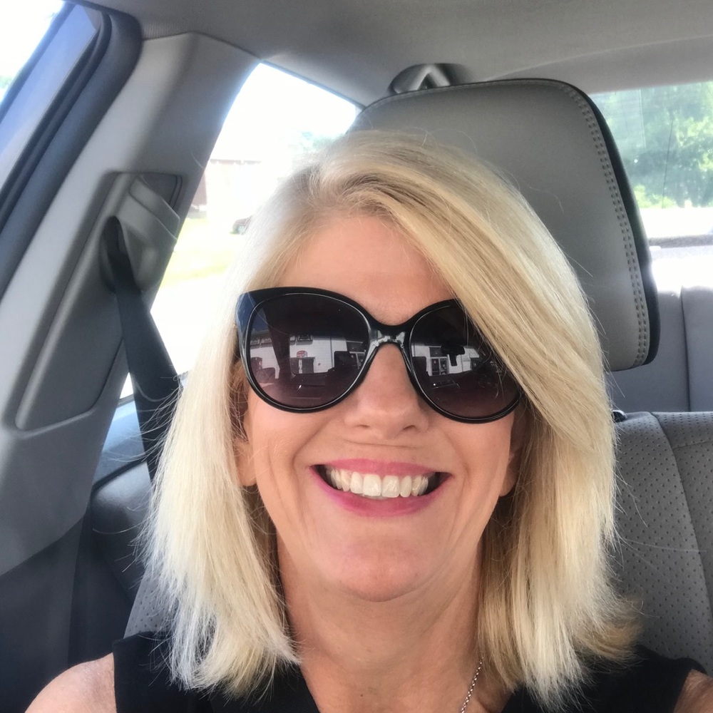 Meet your Posher, Cindi